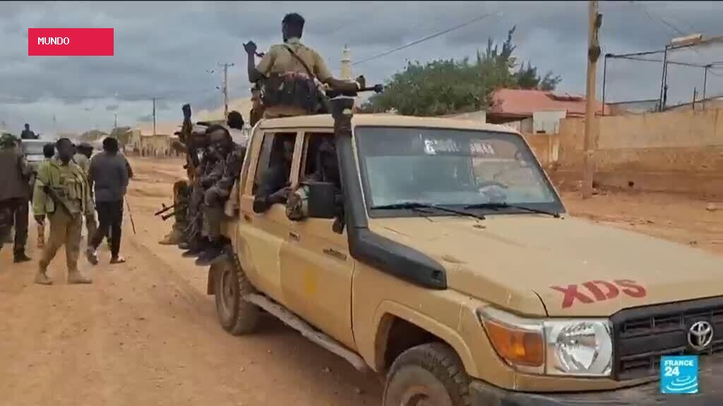Somali army repels troups loyal to ousted leader and Islamist insurgents