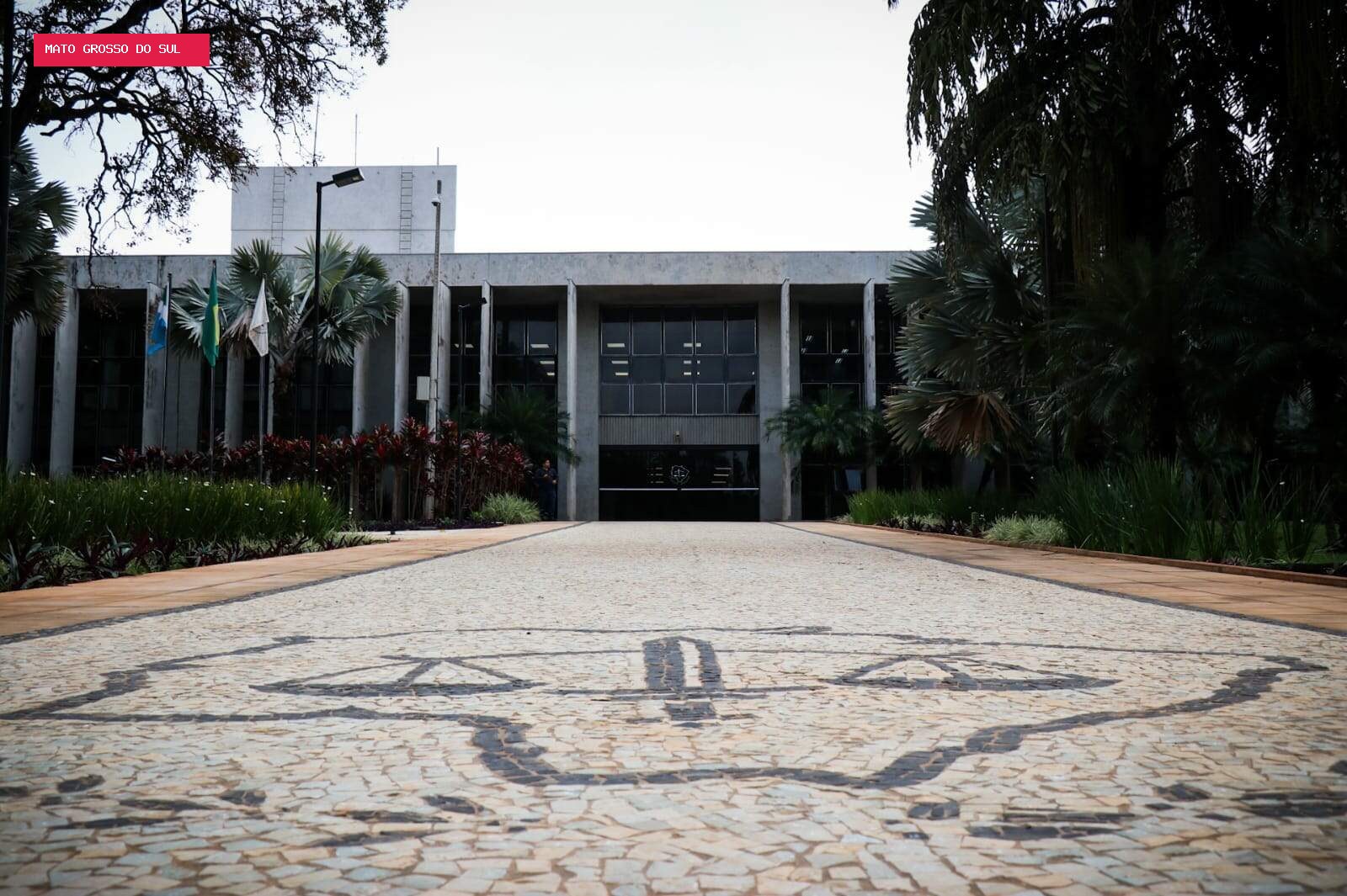 Justiça suspende expediente por dois dias e só volta na próxima quarta