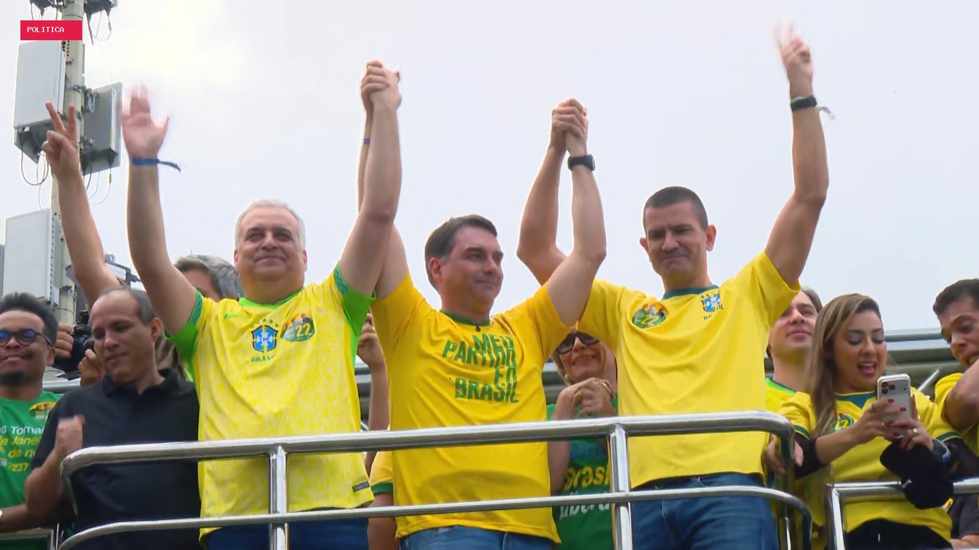Flávio Bolsonaro inicia campanha à Presidência no Rio de Janeiro: ‘Eu sou o único que pode sentar com os