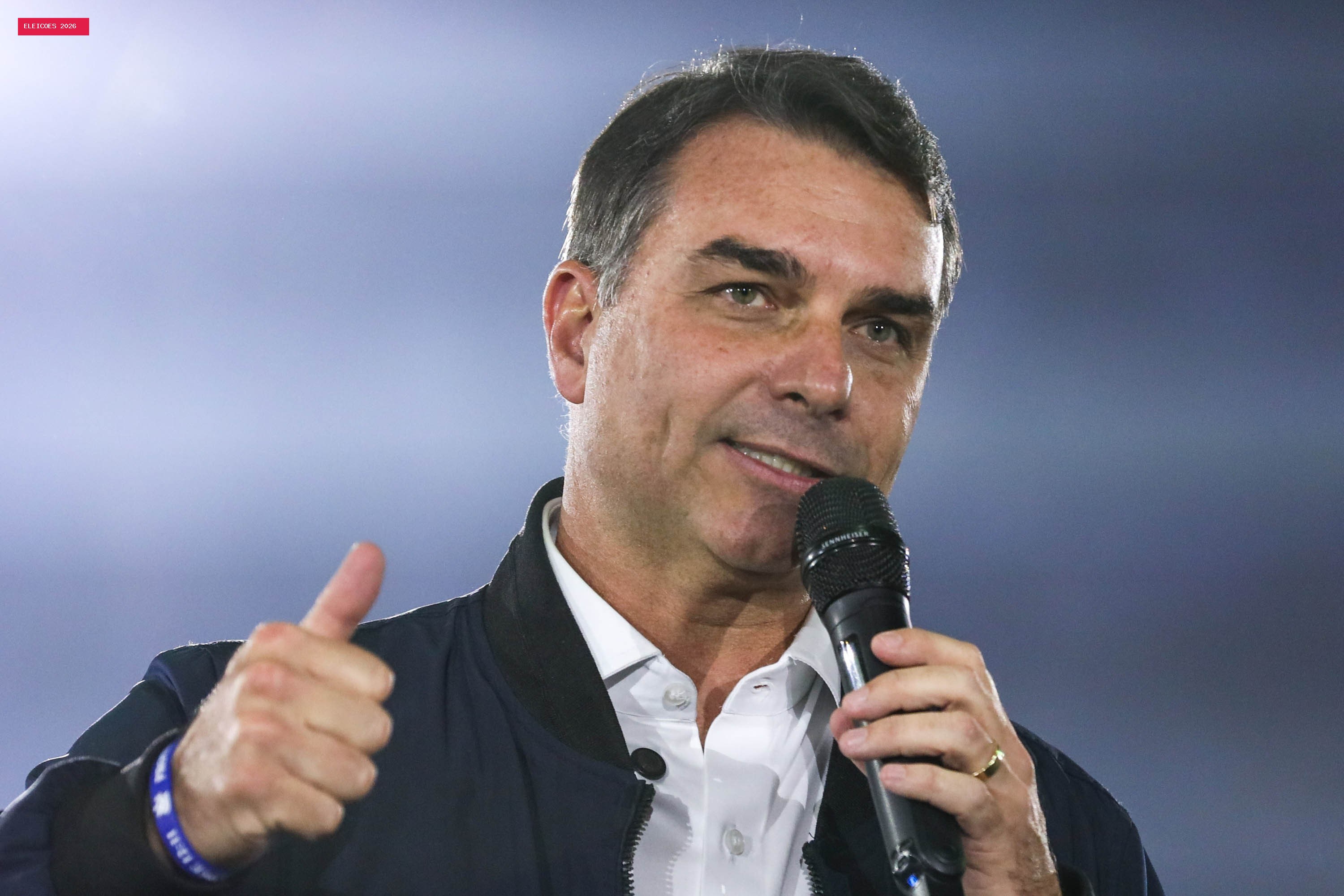 Tralli e Renata entrevistam Flávio Bolsonaro, candidato a presidente pelo PL