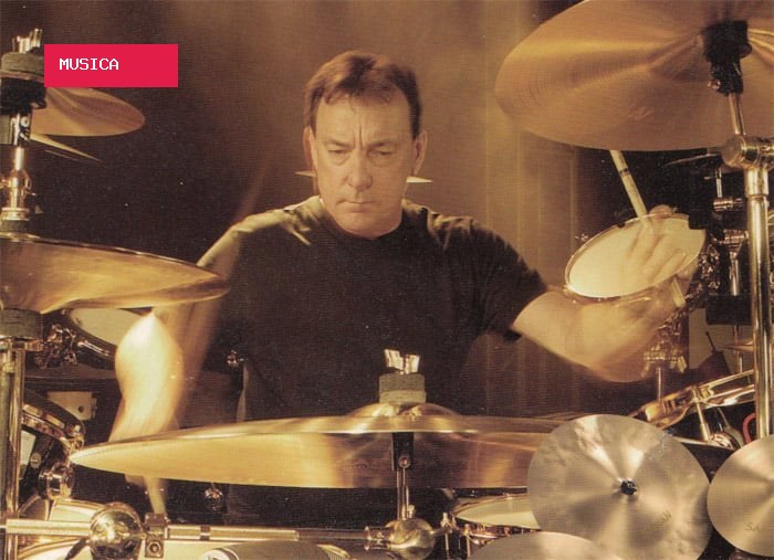 A banda dos anos setenta que Neil Peart nunca se cansou de ouvir; "músicos muito competentes"