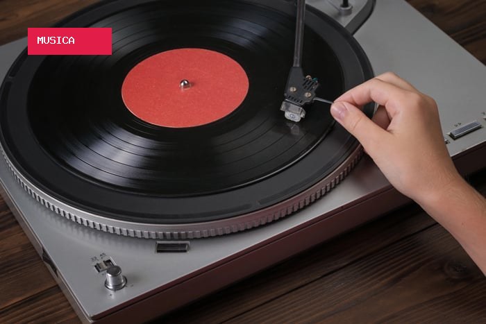 O álbum que foi um fracasso e um sucesso ao mesmo tempo, e pirou a cabeça de seu autor