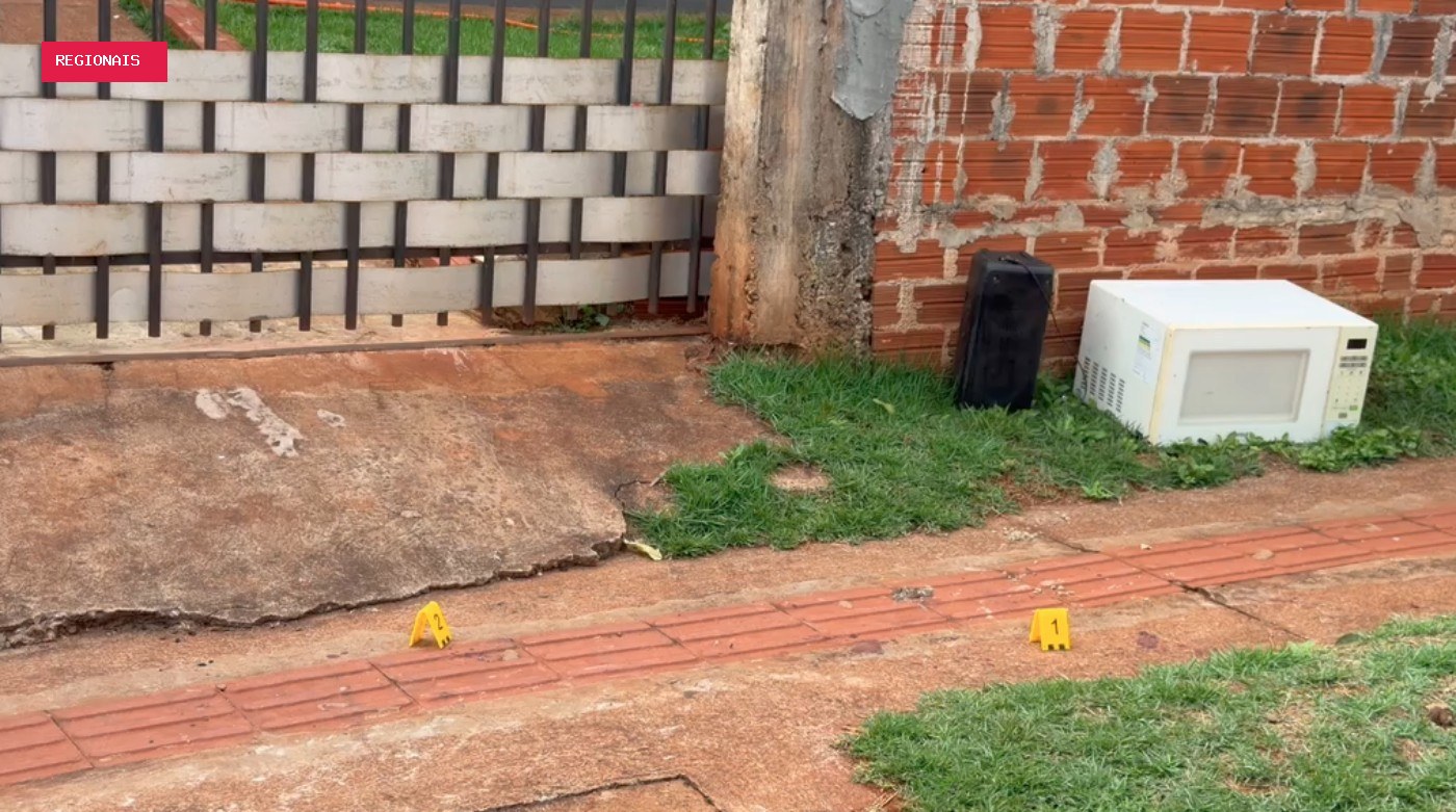 Vizinhos ouvem gritos de socorro no Paraná, policiais militares encontram manchas de sangue na casa e