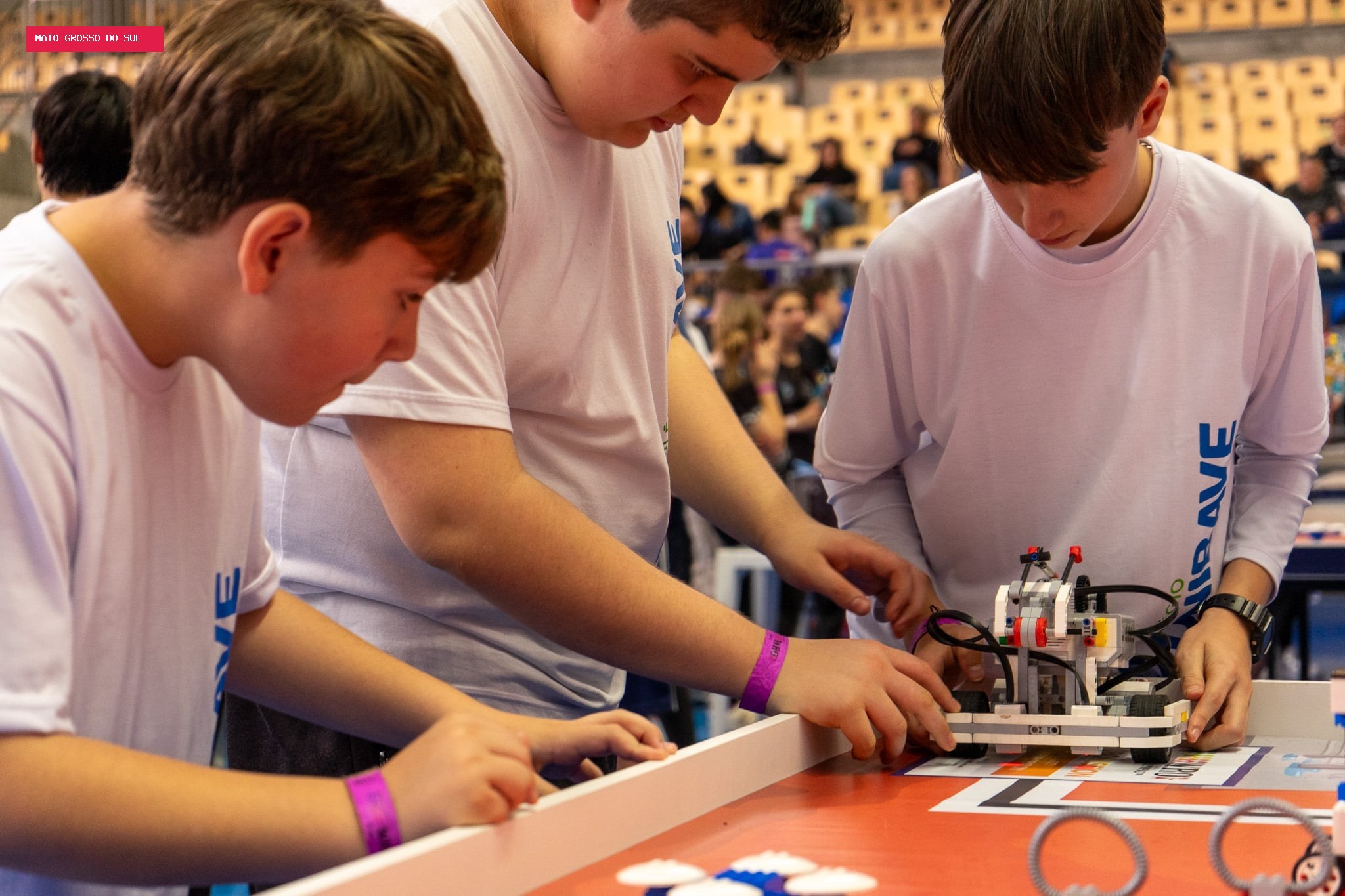 Alunos de Campo Grande disputam etapa brasileira de olimpíada mundial de robótica no sábado