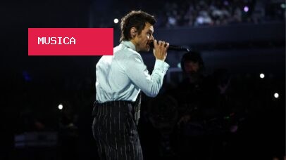 Harry Styles homenageia Dolly Parton em primeiro show no Madison Square Garden: ‘Te amamos’