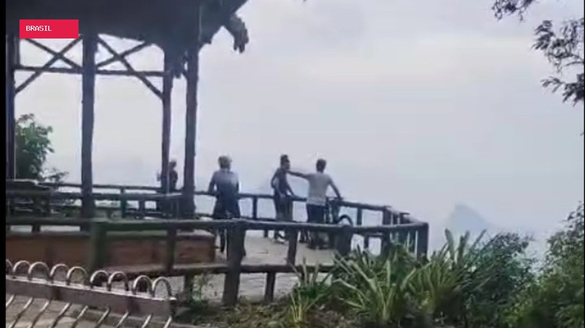 Vídeo mostra momentos antes da queda de helicóptero na Vista Chinesa e susto de ciclistas