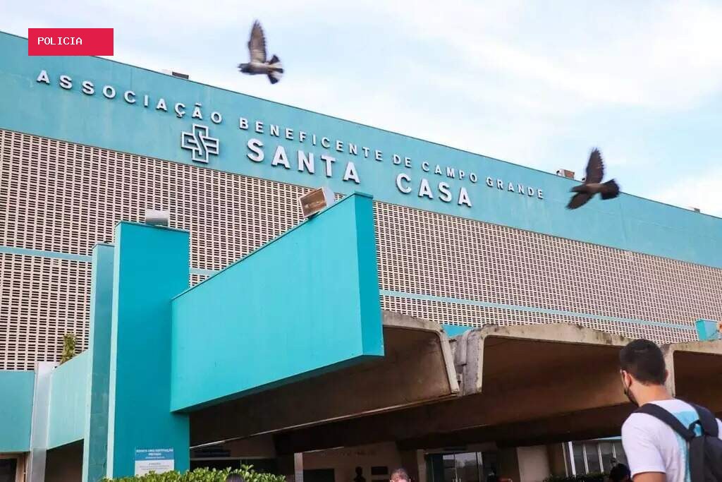 Homem baleado por PM após tentar fugir por telhados na Nhanhá morre em hospital