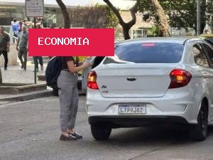 Vendaval: prefeitura do Rio e governo do Estado recomendam antecipação de expediente