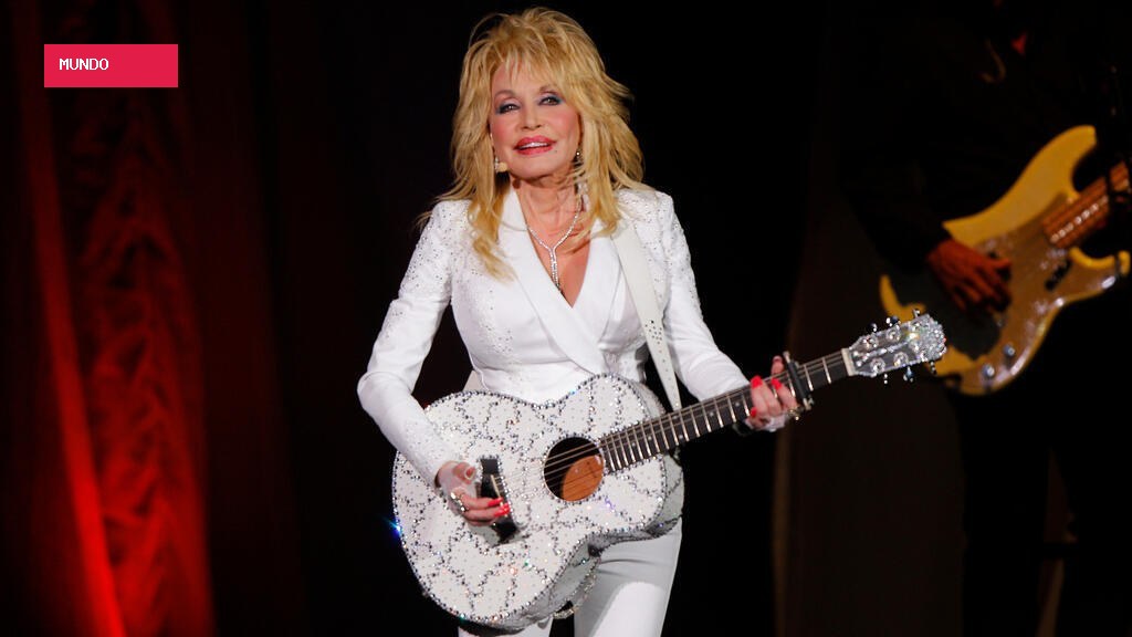 França presta homenagem a Dolly Parton, ícone americana da música country, morta aos 80 anos