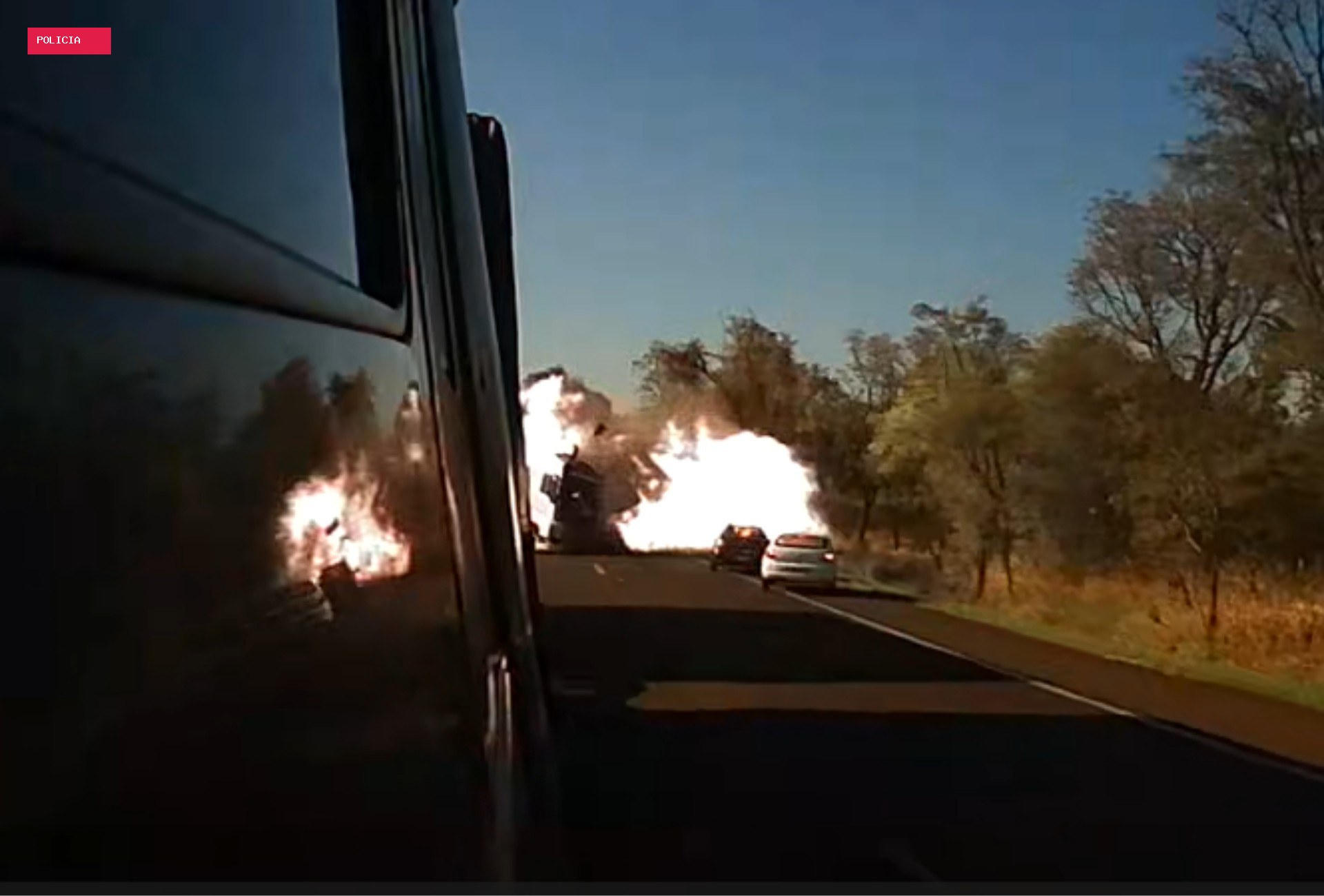 Polícia investiga por que carro invadiu pista e provocou acidente que matou 4 pessoas na BR-163