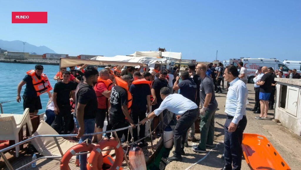 Ferry naufraga na costa do Chipre e deixa pelo menos seis mortos