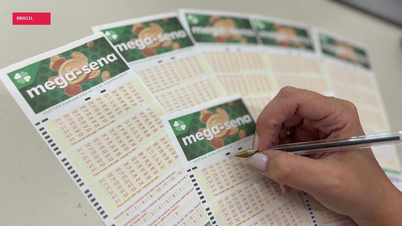 Três apostas simples da mesma cidade e um bolão do Paraná acertam a quina da Mega-Sena