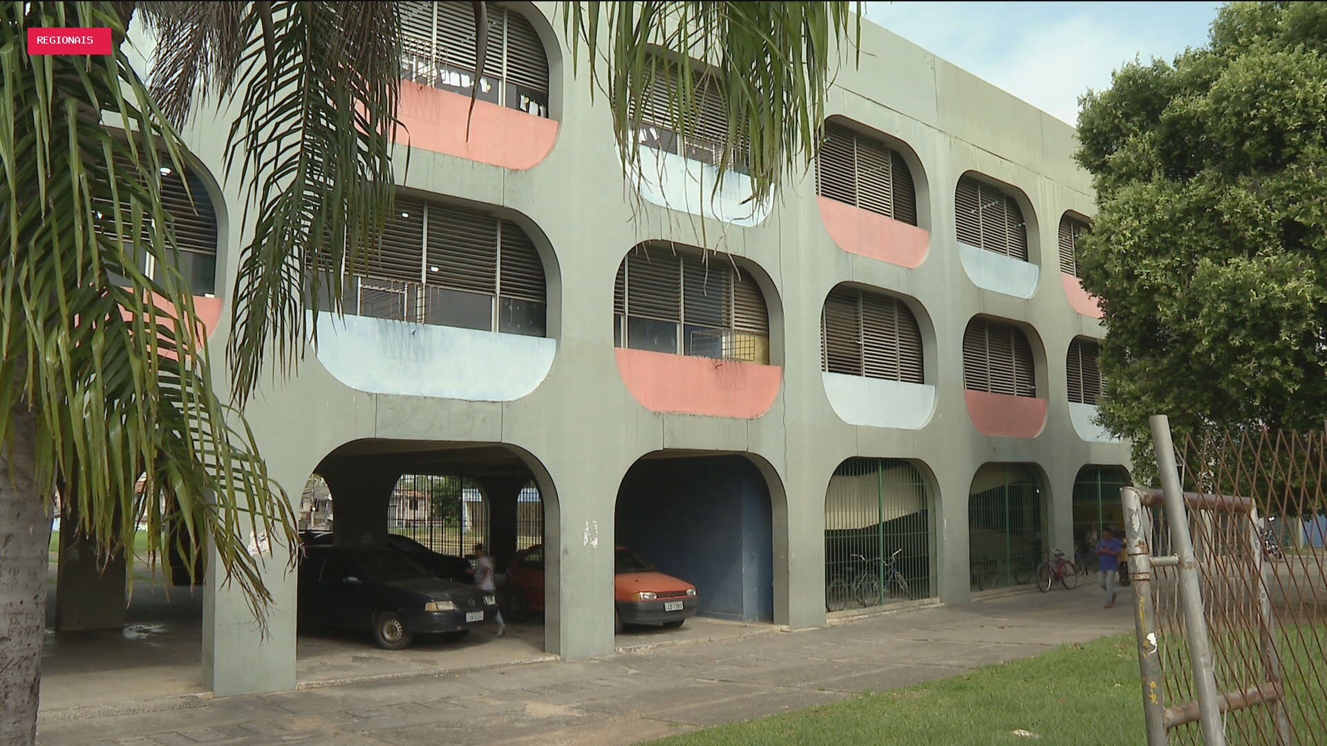 RJ tem 70% dos alunos da rede pública terminando o ensino médio sem saber o básico em matemática, diz ONG
