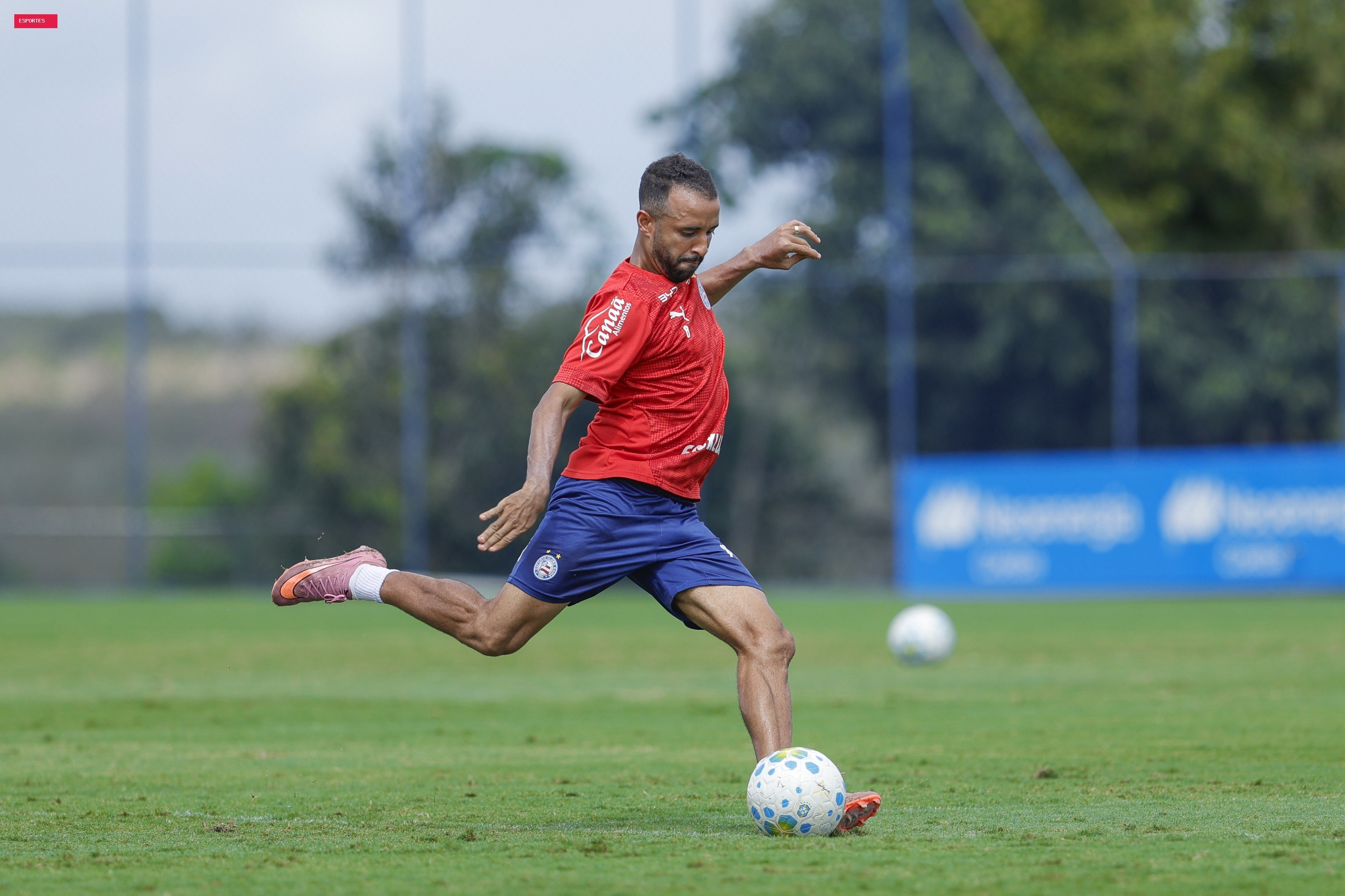 Caio Alexandre volta a treinar sem restrições na reta final da preparação do Bahia