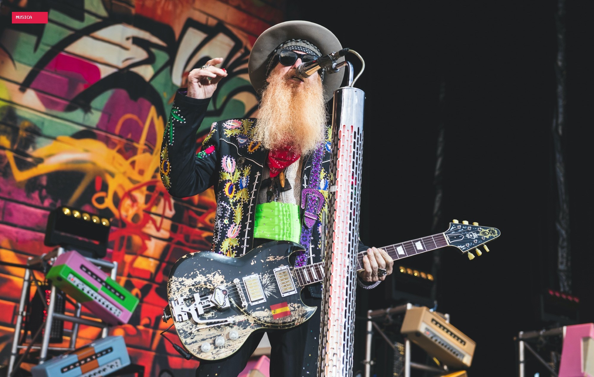 Watch ZZ Top return to stage for first gig since drummer Frank Beard’s death