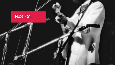 O primeiro músico a atingir o topo das paradas com banda e carreira solo