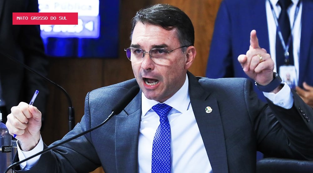 Flávio cobra apoio de Ana Campagnolo a Carlos Bolsonaro e ameaça restringir uso de imagem