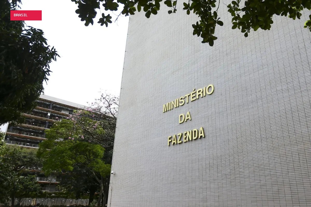 Contas do governo registraram um superávit primário de R$ 10,8 bilhões em julho, informou Tesouro Nacional