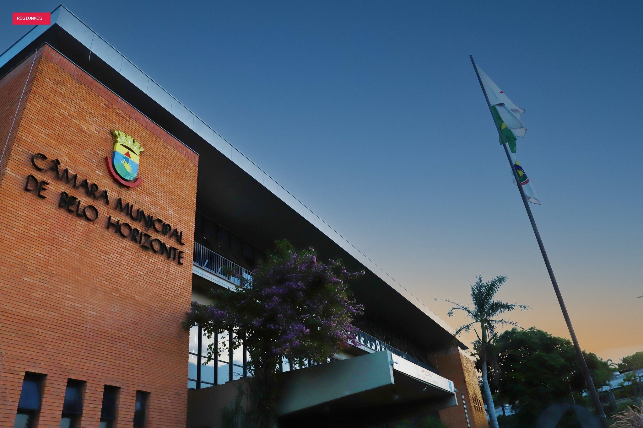 Câmara Municipal promulga lei que prevê multa para quem for pego com drogas em espaços públicos
