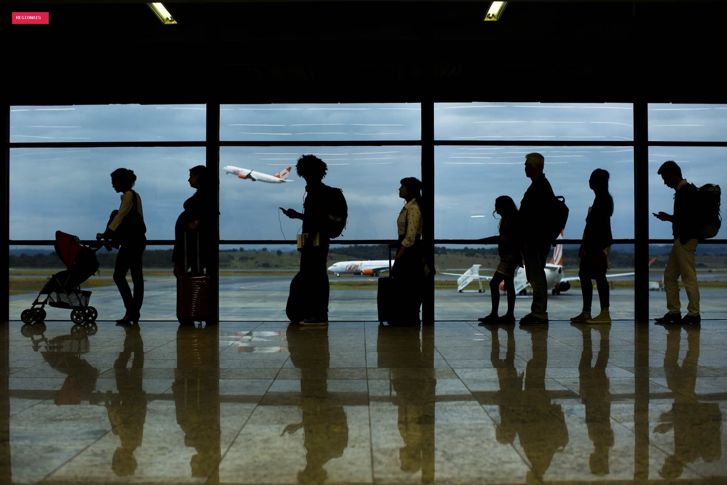 Mau tempo provoca cancelamento e atraso de voos no Aeroporto Internacional BH, em Confins