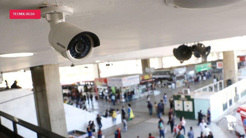 Câmeras de segurança com IA podem prever crimes, mas existe um risco…
