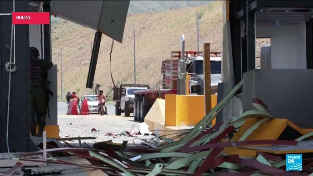 Blast wounds two as de la Espriella cracks down on prisons