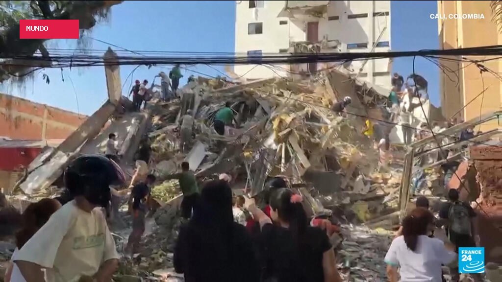 Deadly 7.4-magnitude earthquake strikes western Colombia