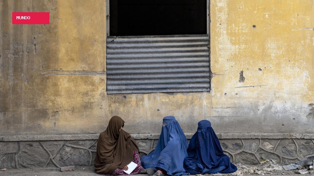 Cinco anos após a queda de Cabul, Afeganistão enfrenta crise humanitária e repressão às mulheres