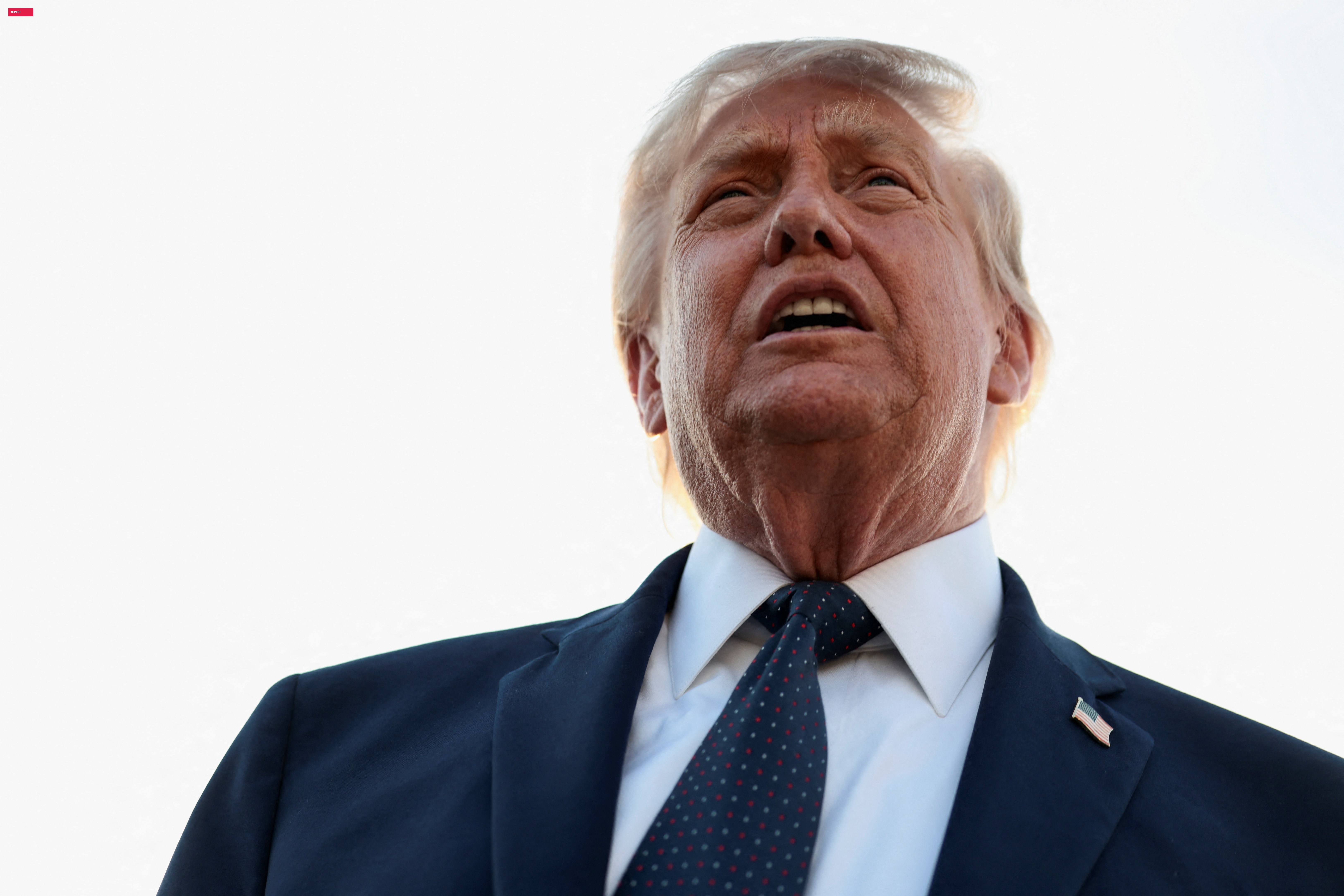 Juíza dos EUA mantém ordem de Trump que restringe cidadania por nascimento em vigor