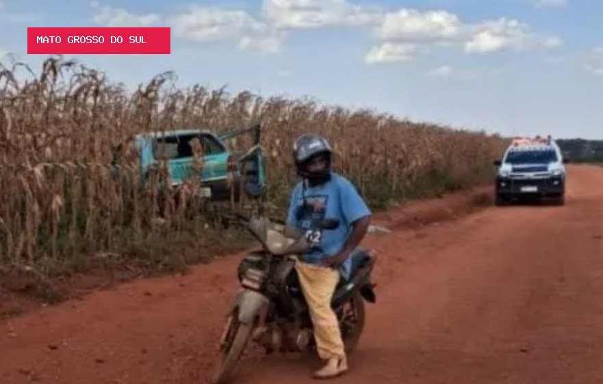 Motorista perde controle da direção e morre ao capotar carro com filhos