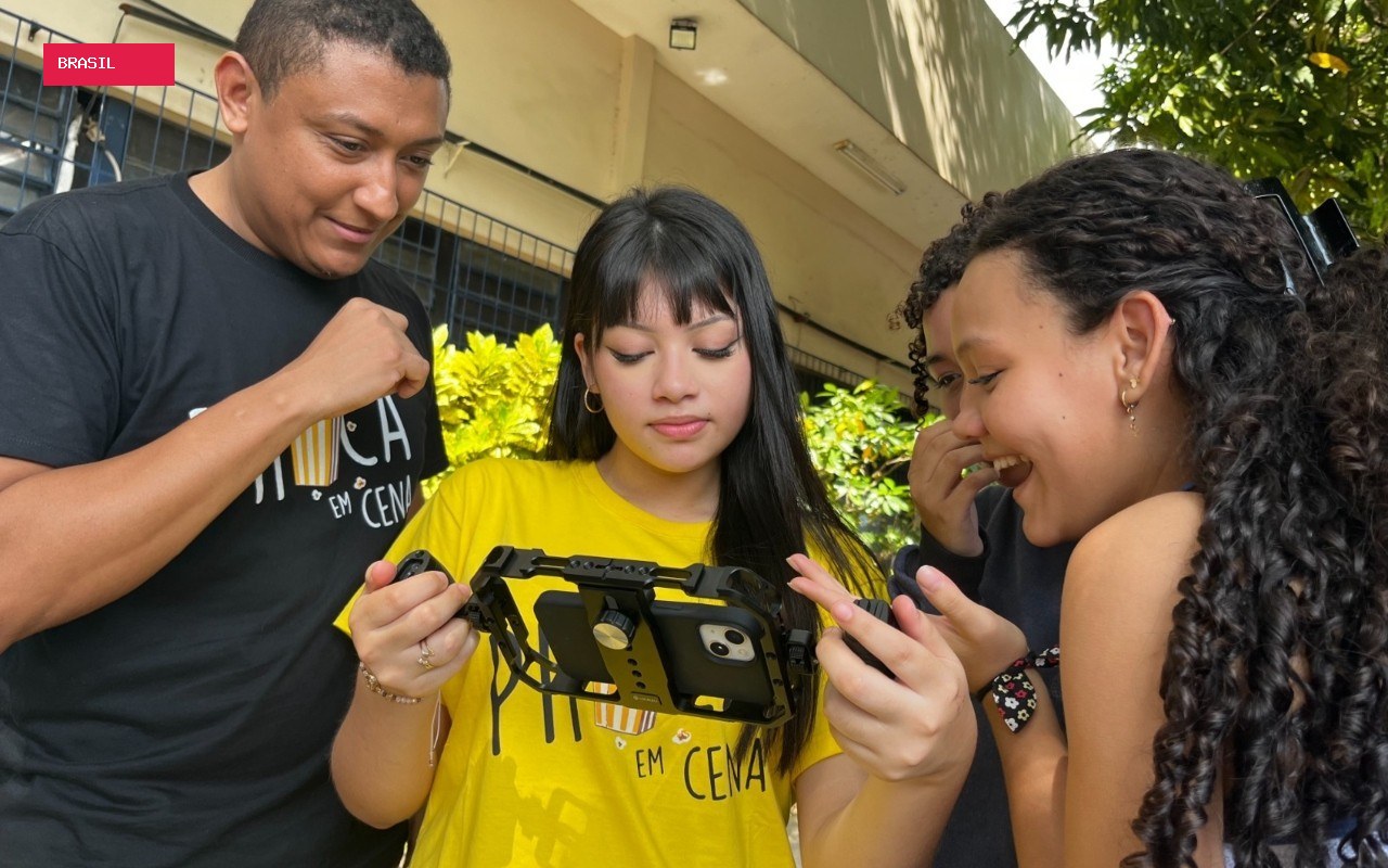 Luz, câmera, ação: estudantes começam a gravar curtas sobre meio ambiente durante o Pipoca em Cena em Manaus