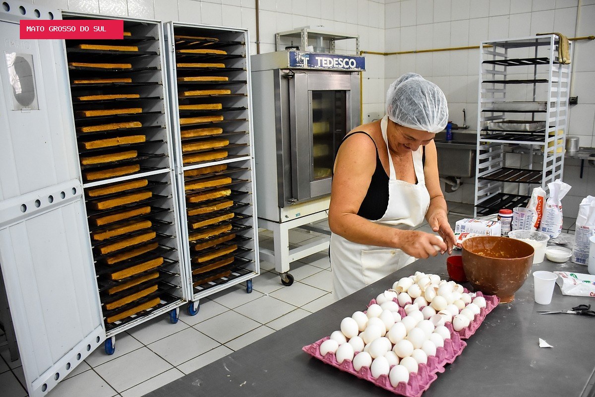 Bolo de 32 metros será distribuído no Centro de Campo Grande