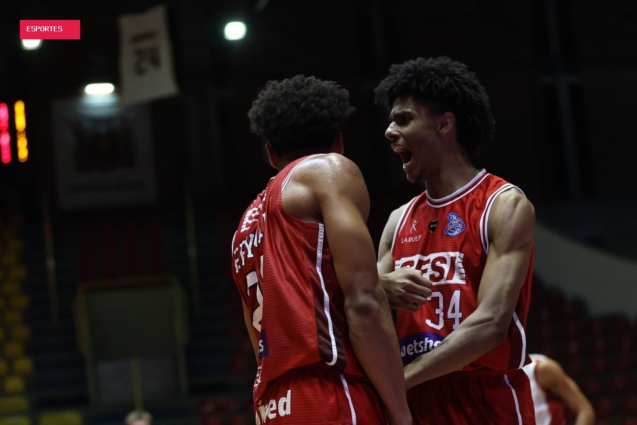Franca leva susto, vence Paulistano e segue 100% no Paulista de basquete