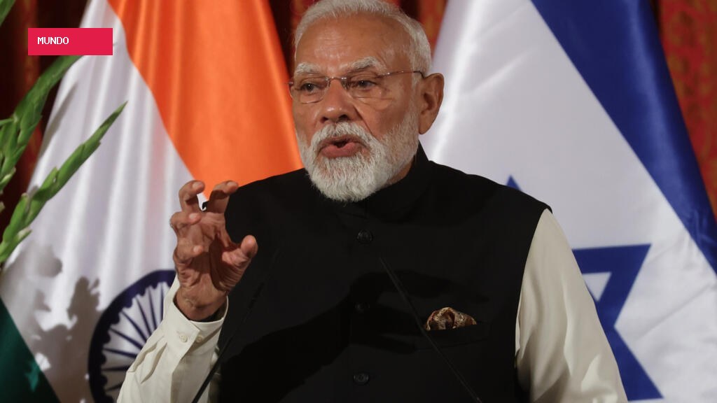 India: Modi courts youth amid growing criticism