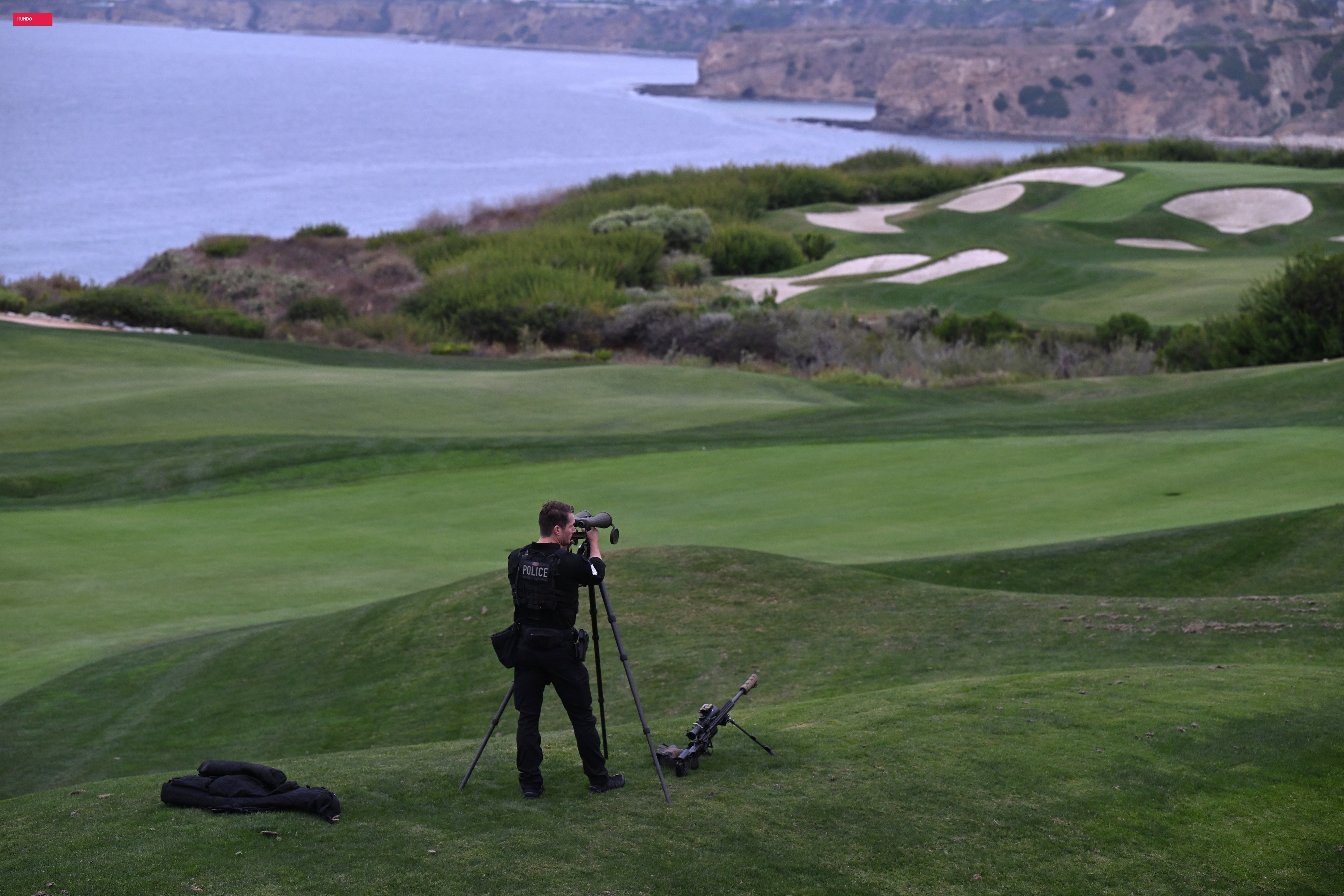 Governo Trump diz que 'evitou uma tragédia' ao prender homem armado em campo de golfe antes de visita de presidente dos EUA