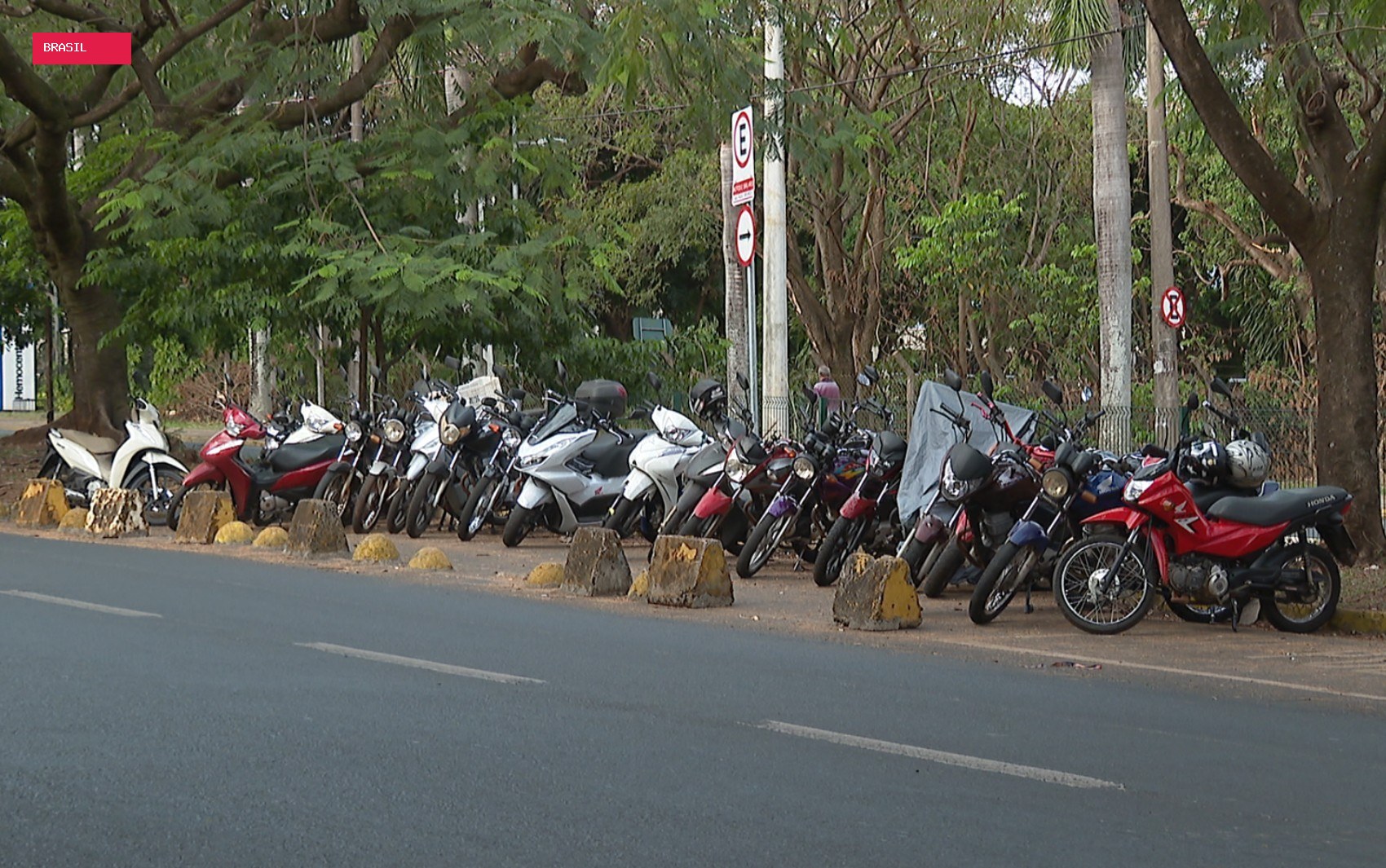Pacientes reclamam de falta de vagas e preço de estacionamentos do Hospital das Clínicas de Ribeirão Preto