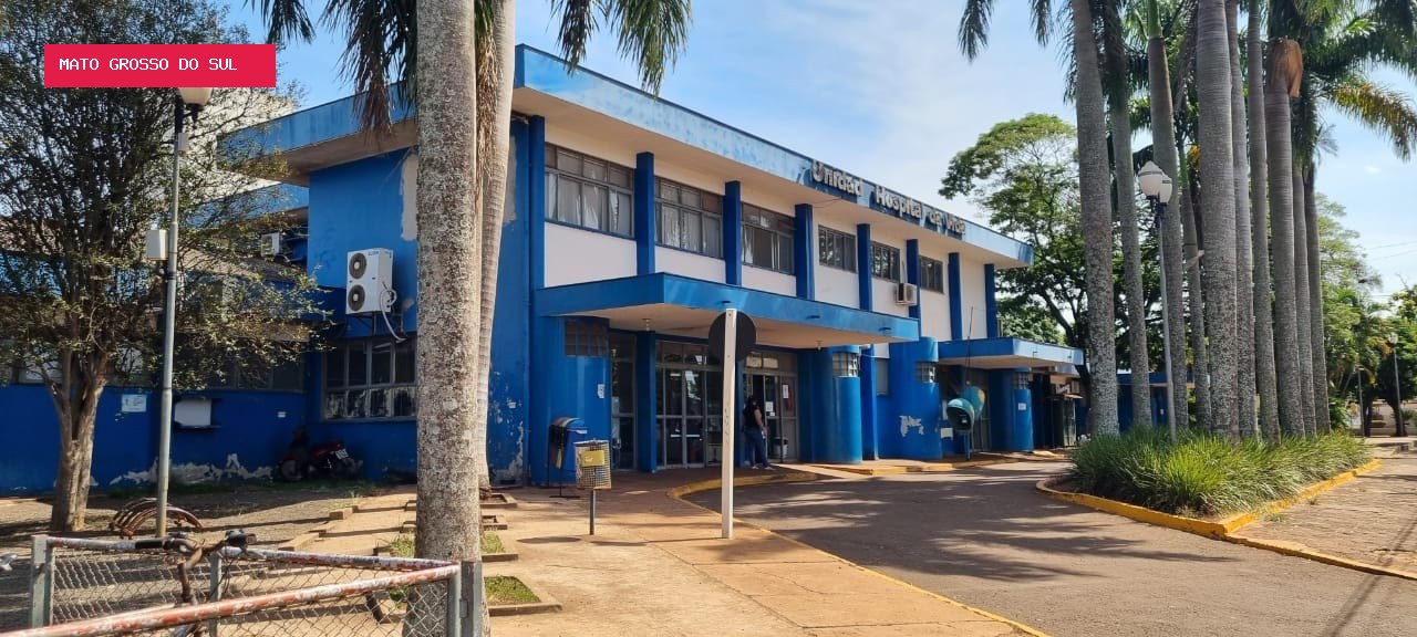 Homem é preso após tentar matar companheira a facadas e fugir em MS
