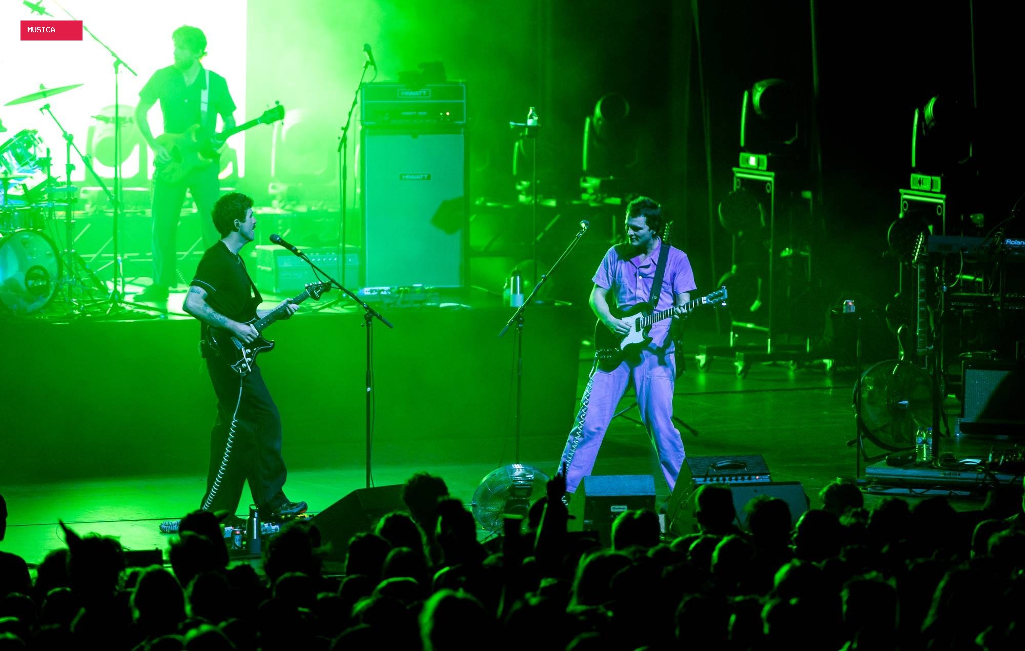 Watch King Gizzard and the Lizard Wizard bring out Max Weinberg at Queens show
