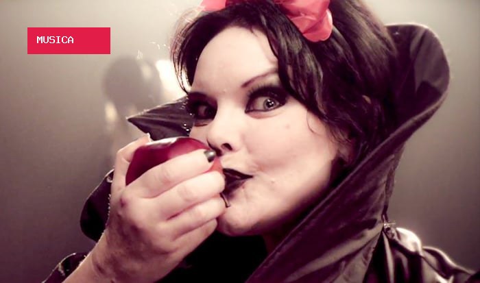 Anette Olzon diz que gostaria de ser amiga dos integrantes do Nightwish