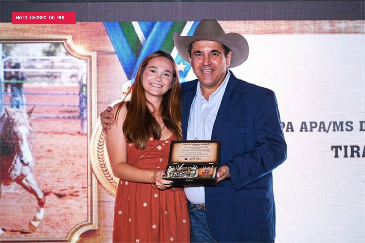 Servidora-amazona da Assembleia faz sucesso nas pistas equestres e quer galopar no Texas