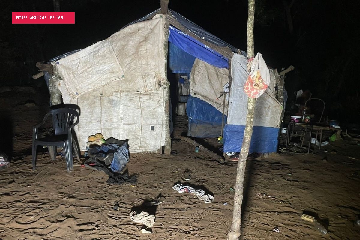 Bebê de 5 meses é morto a golpes de foice e mãe fica ferida após suspeito invadir casa por vingança