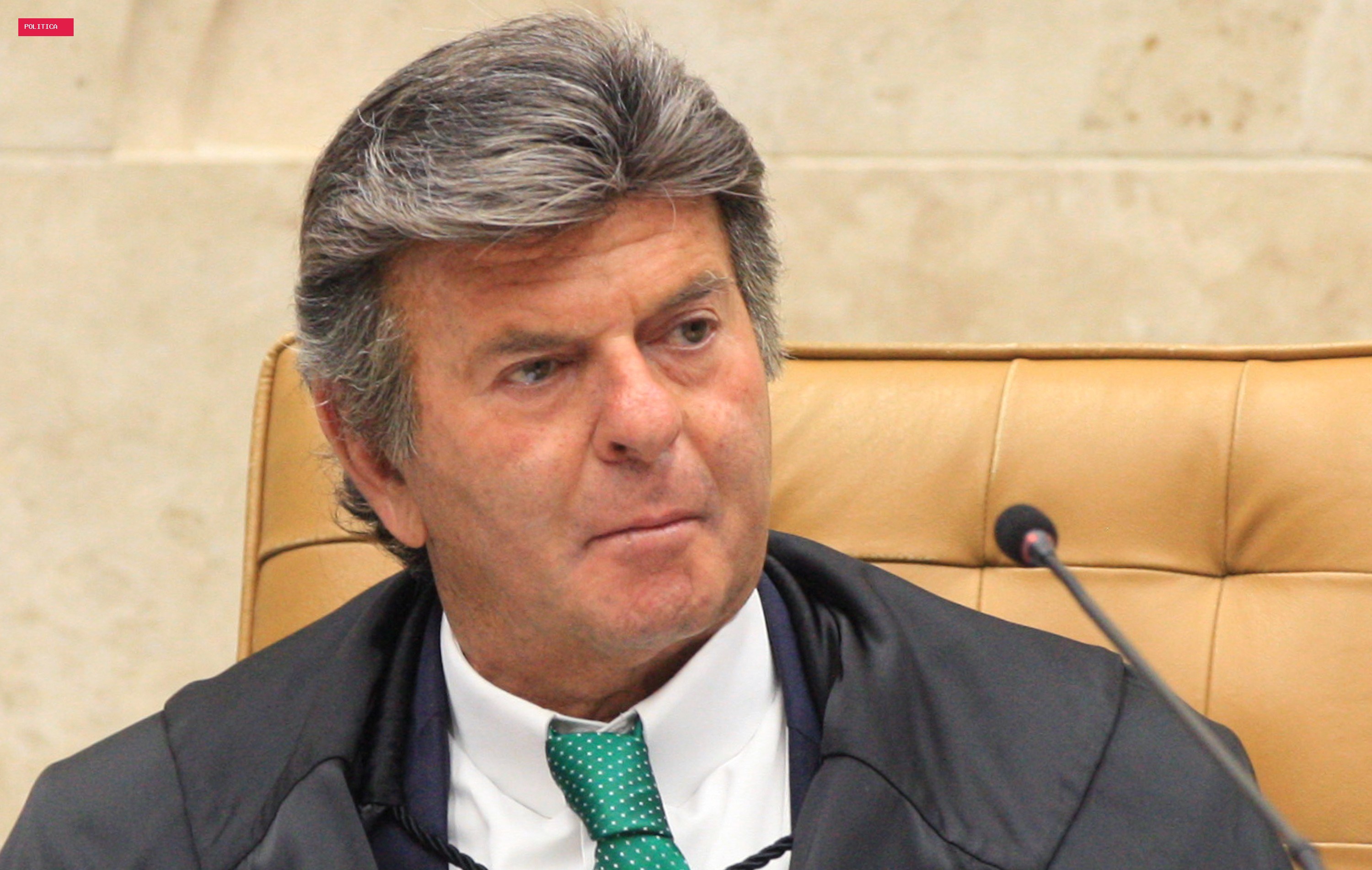 Após Moraes se declarar impedido, Fux é sorteado relator de ação que pede informações ao Senado sobre