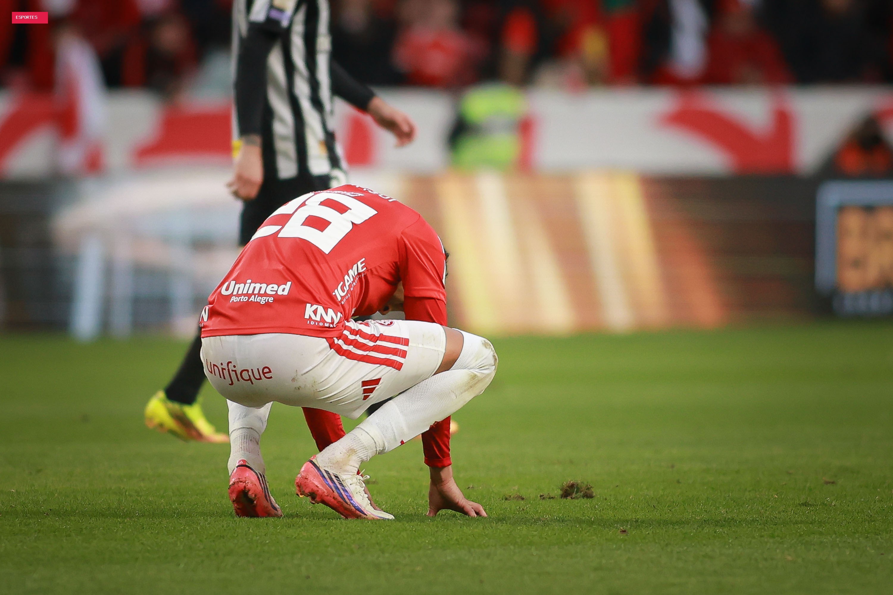 O Inter está desmoronando dentro e fora do campo