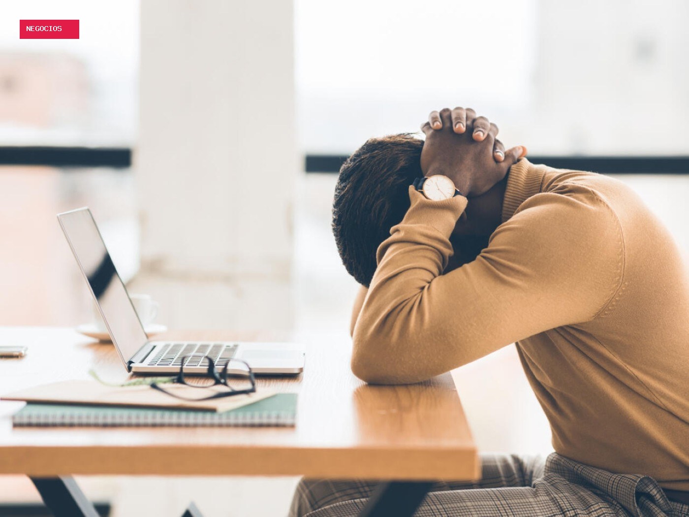 'Nunca é suficiente': como a falta de reconhecimento no trabalho pode afetar a saúde