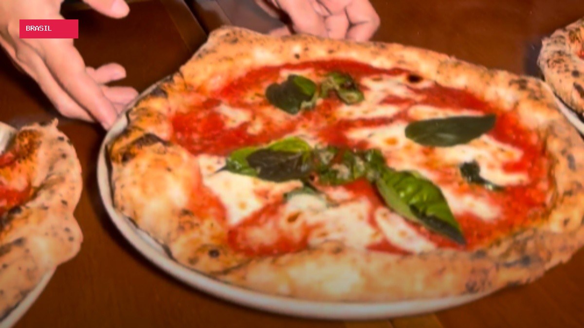 Chef de pizzaria do Rio eleita uma das melhores do mundo revela curiosidades: 'O certo é comer pizza com a
