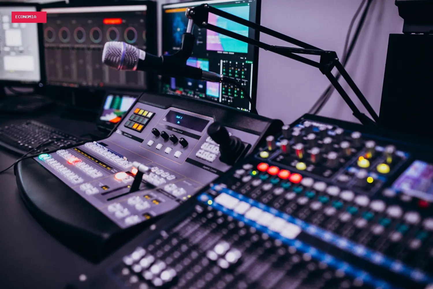 Após quatro meses Rádio Eldorado volta ao ar