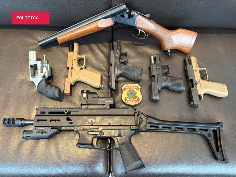 PF apreende 7 armas durante operação que mira Mario Frias e produtora do filme 'Dark Horse'