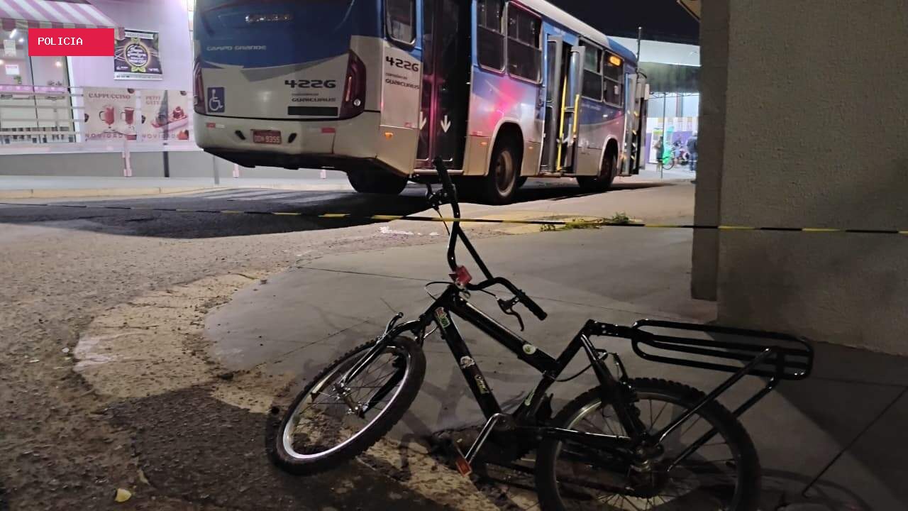 Criança é socorrida inconsciente após ser atropelada por ônibus