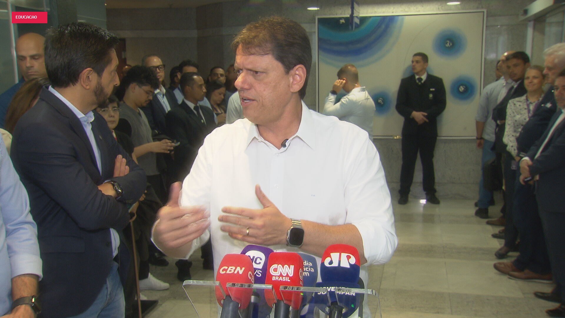 Tarcísio diz que quer ampliar vagas em universidades via Provão Paulista; estudo apontou suspeita de fraude