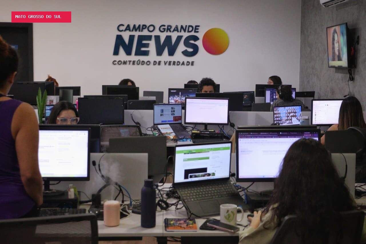 Menos palanque, mais investigação: o papel da imprensa nas eleições
